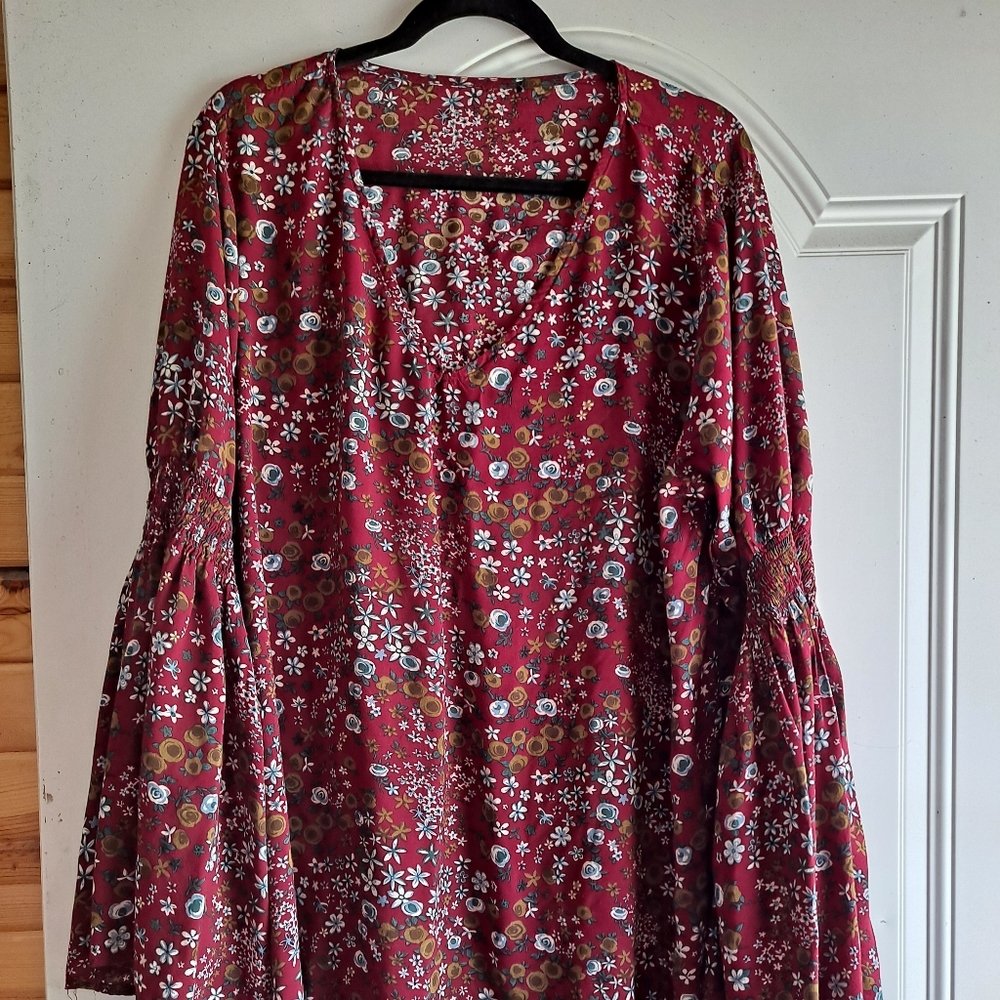 Plus size bell sleeve top